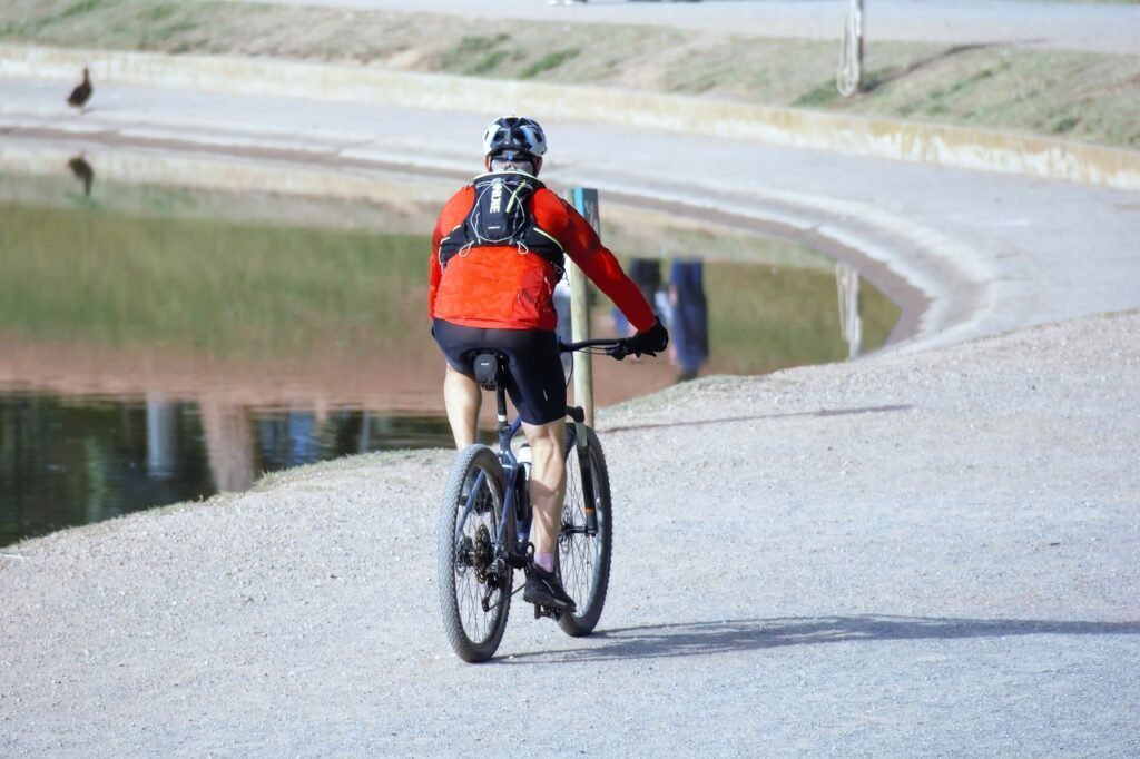 cycling, cyclist, bike-7875768.jpg