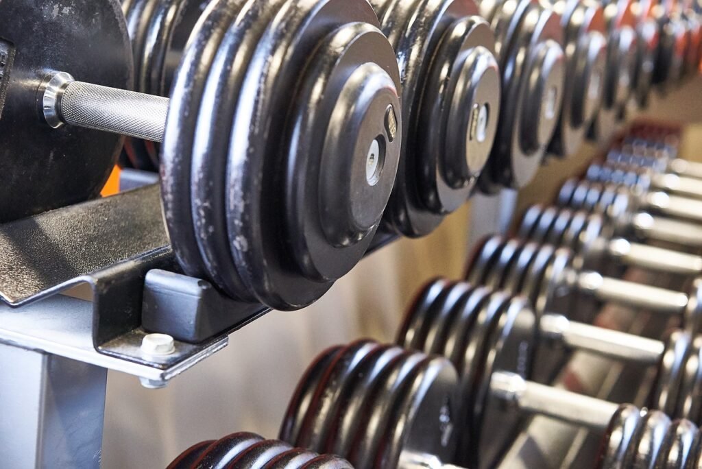 dumbbell, weight lifting, strength-3097725.jpg
